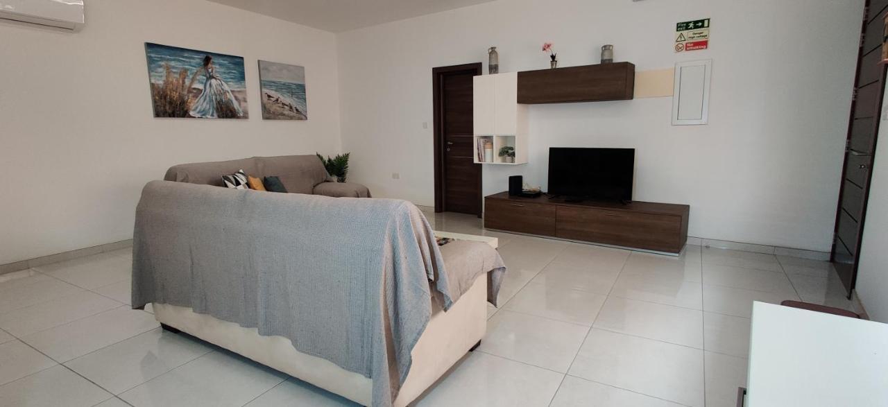 Lorenza Letting Maisonette Villa Marsaxlokk Bagian luar foto